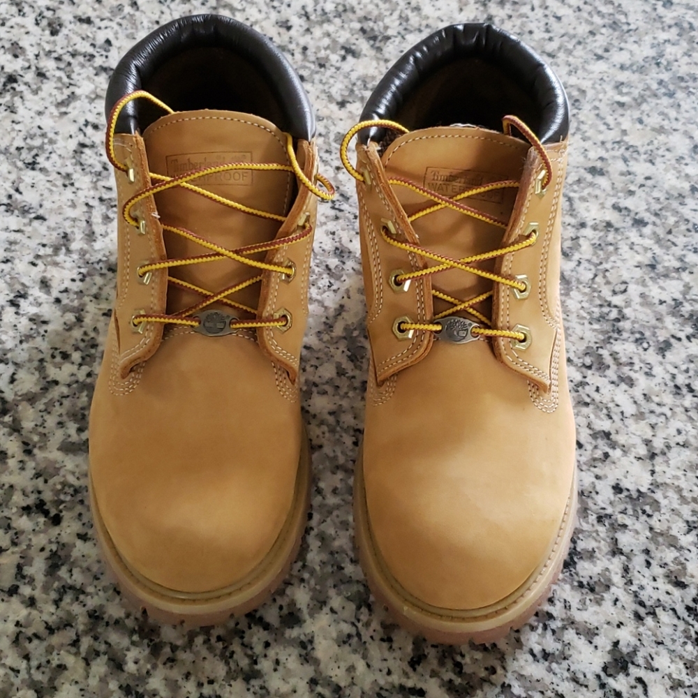 Timberland Woman's CHUKKA Boots *NEW*